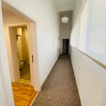 Modern In Paradise * Sarajevo