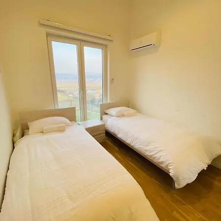 Modern In Paradise サラエヴォ