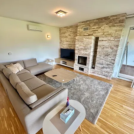 Modern In Paradise Villa