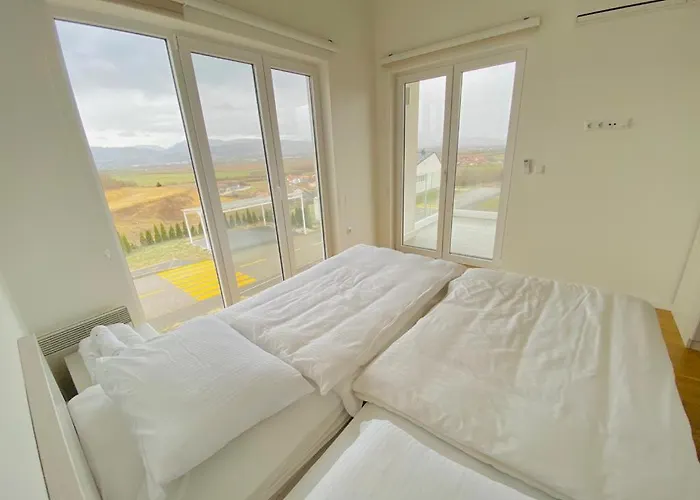 Modern In Paradise וילה