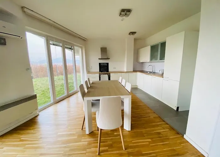 Modern In Paradise וילה