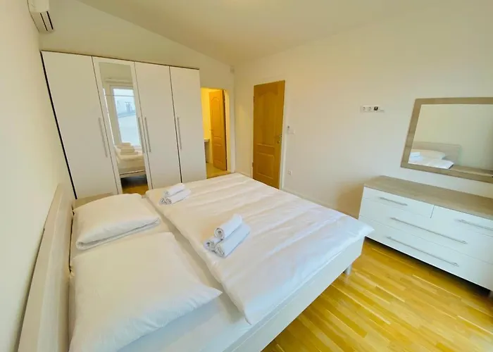 Modern In Paradise וילה