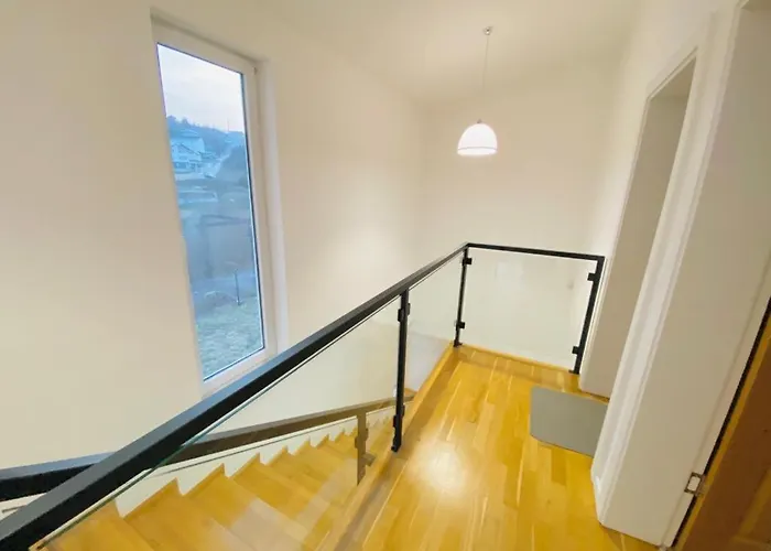 Modern In Paradise *