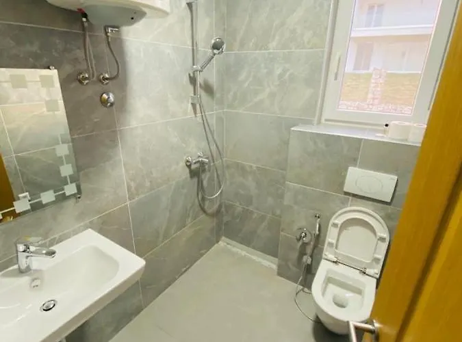 Modern In Paradise סראייבו