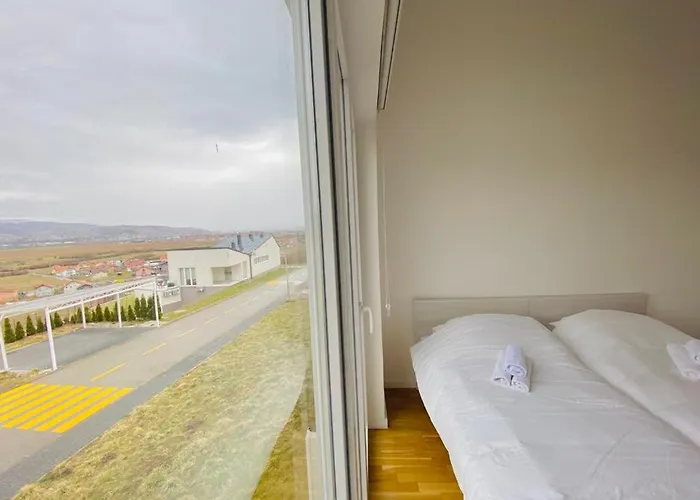 Modern In Paradise *