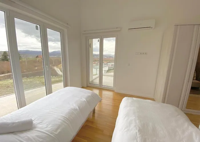 וילה Modern In Paradise סראייבו