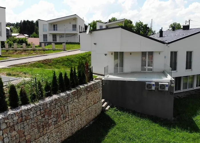 Modern In Paradise * סראייבו